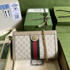 Gucci Clutch Bags